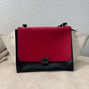 CÉLINE TRAPEZE MEDIUM – TRICOLOR